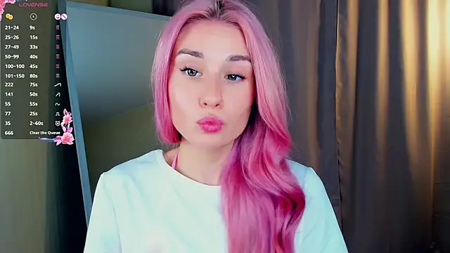 MinaRuzzo's cam snapshot