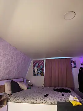 -MaybeBaby-'s cam snapshot