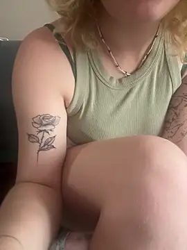 mirabelka94's cam snapshot