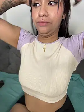 Isabella-Teen's cam snapshot