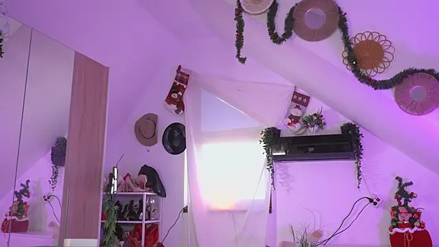 Amaliamour live sex cam