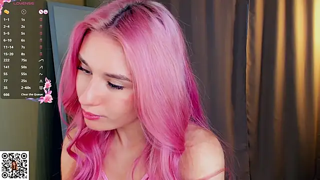 MinaRuzzo's cam snapshot