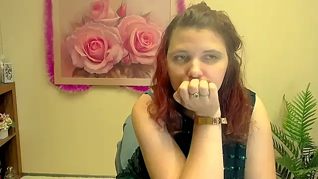 TwoBigSuns's cam snapshot