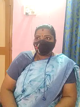 lathikaqueentamil's cam snapshot