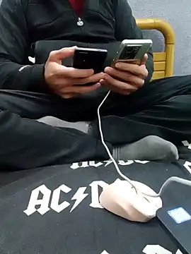 yazin19 live sex cam