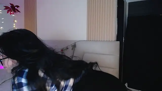 Miss_Loise's cam snapshot