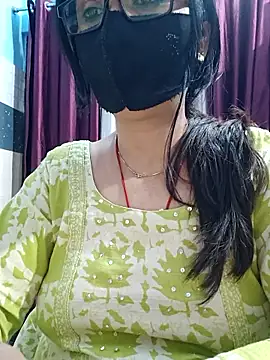 Aishwaryaa_69's cam snapshot