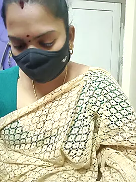 Paru_Tamil_Ponnu's cam snapshot