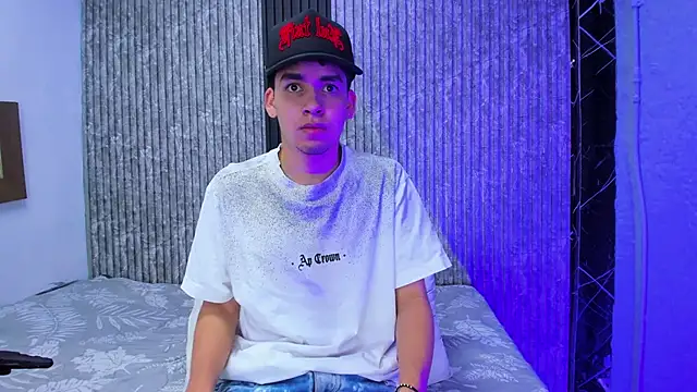 Mike_0233_'s cam snapshot