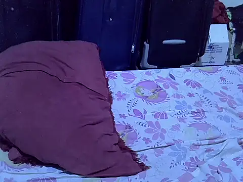 Adaline-Paris's cam snapshot