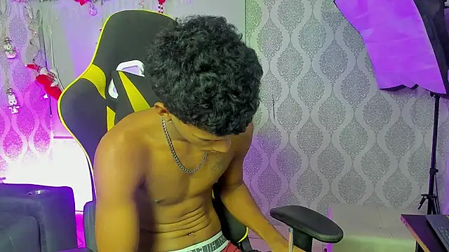 Boy_savoy's cam snapshot