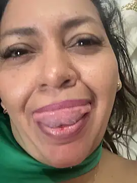 violetpolo's cam snapshot