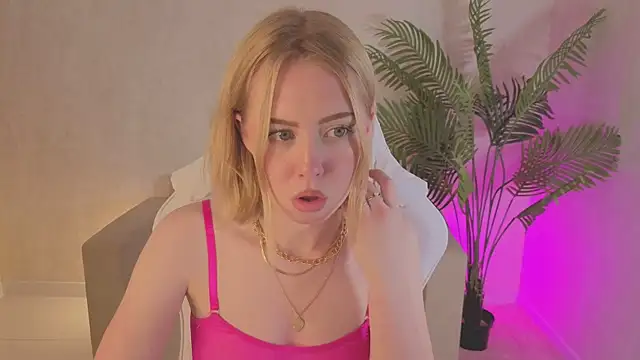 NoraCollins's cam snapshot