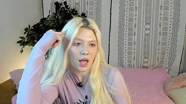 LoganCogdill's cam snapshot