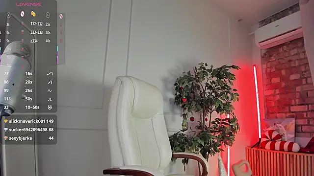 Jenny_Harrington's cam snapshot