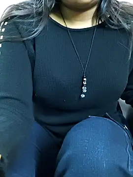 Ananya_34's cam snapshot