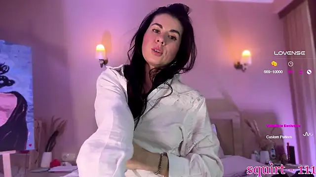 SquirtEveryday's cam snapshot