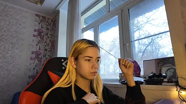 Witching_Moon's cam snapshot