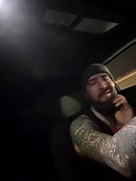 Beardedtattood live sex cam