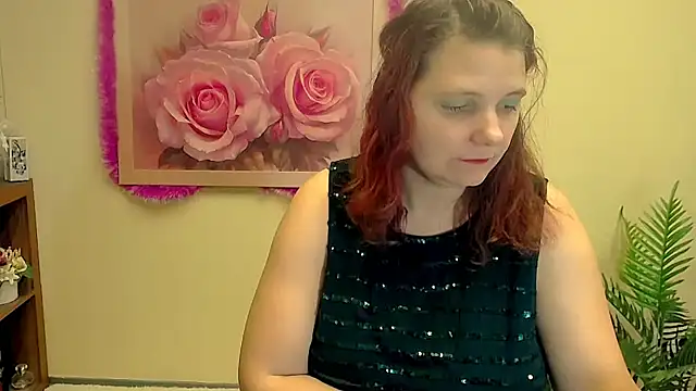 TwoBigSuns's cam snapshot