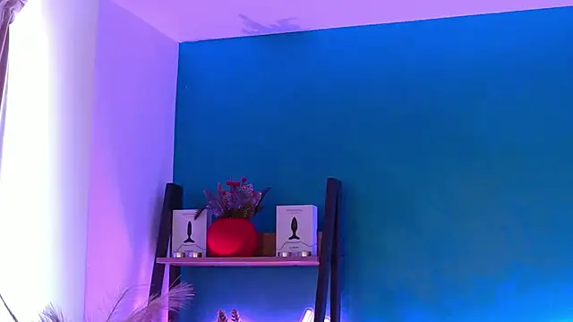 RaisaVawn's cam snapshot