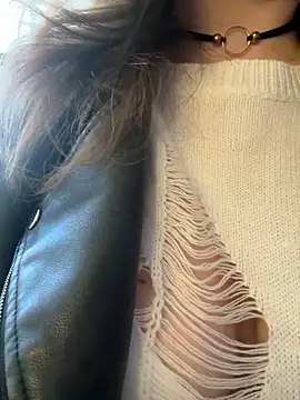 CrazyTori's cam snapshot