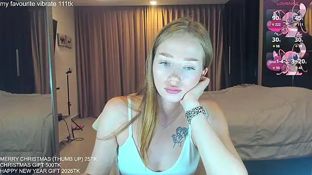 Hot_Mia_'s cam snapshot