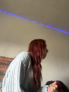 Kriszty_baby26 live sex cam