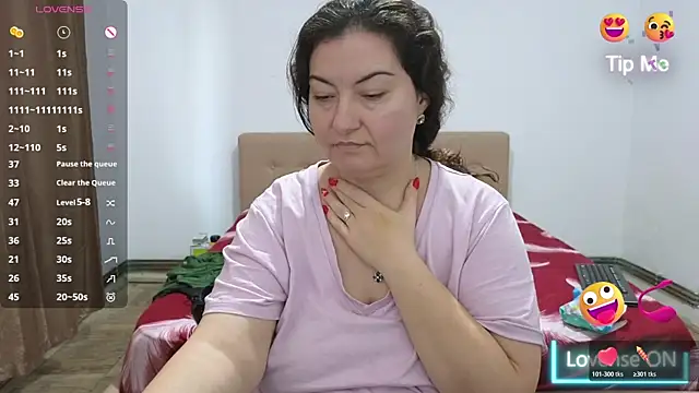 SpoilHerThick's cam snapshot