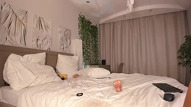 creambaby1's cam snapshot