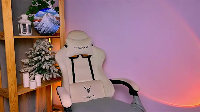 CutiepieCeline's cam snapshot