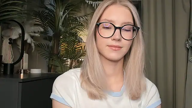 ChinBonnell's cam snapshot