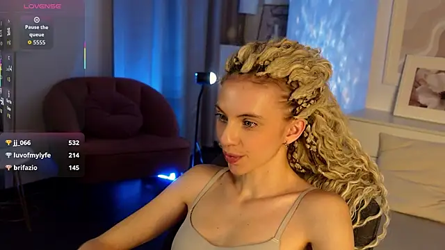 mia_silkk's cam snapshot