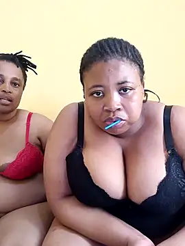 Prettyboobiesx's cam snapshot