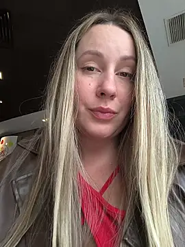 Mona_Plus's cam snapshot