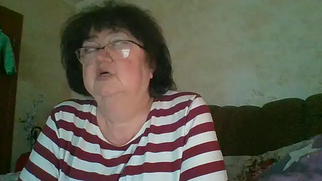 MilaSky5303's cam snapshot