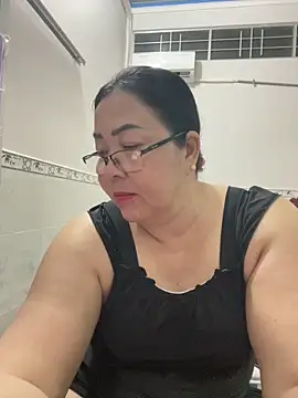 Alinat_'s cam snapshot