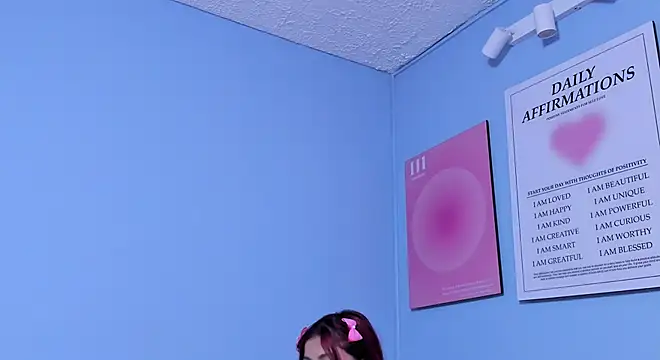 KathiaSaenz_'s cam snapshot