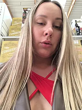 Mona_Plus live sex cam