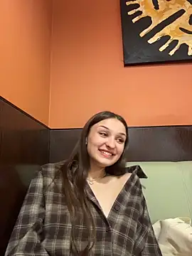 ErikaMuse's cam snapshot