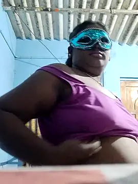 divyatamil143's cam snapshot