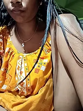 Sweet-rumi's cam snapshot