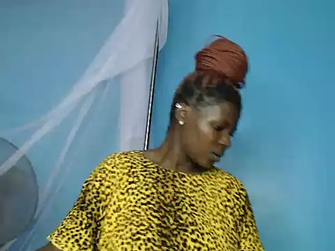 TrishaKalid's cam snapshot