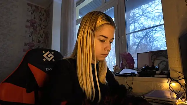 Witching_Moon's cam snapshot