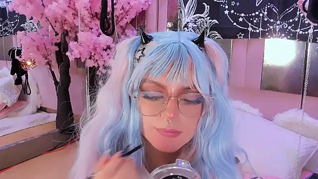 BizzyNoar's cam snapshot