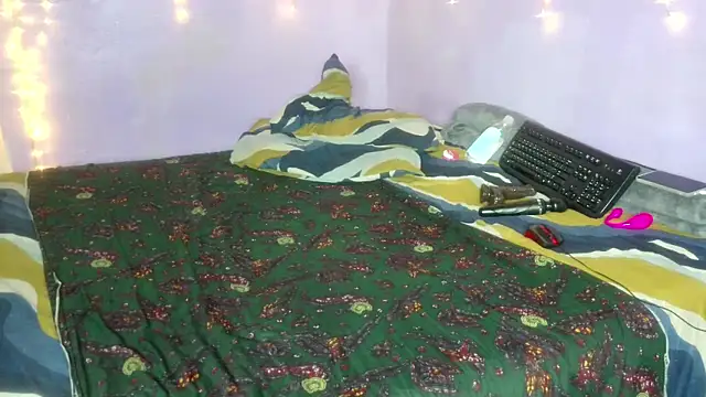 wilmaassylum's cam snapshot