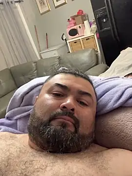 Lucrecio19 live sex cam