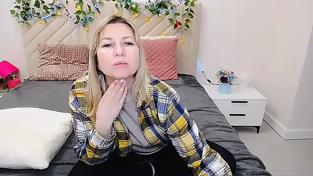 Incredible_Ariela's cam snapshot