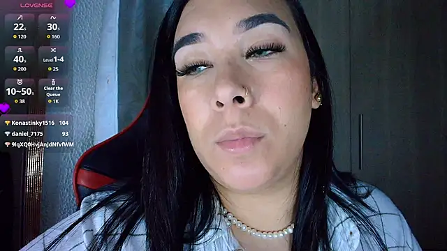 leahtemptation3's cam snapshot