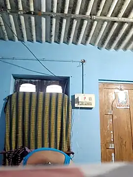 divyatamil143's cam snapshot